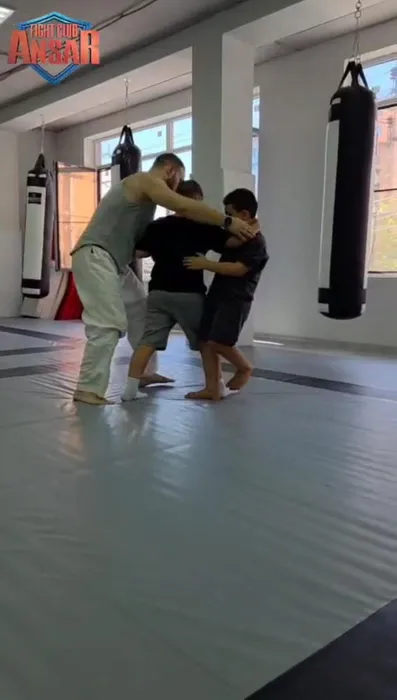 76ee37f4-43b7-4d07-94c7-5152acbe5906